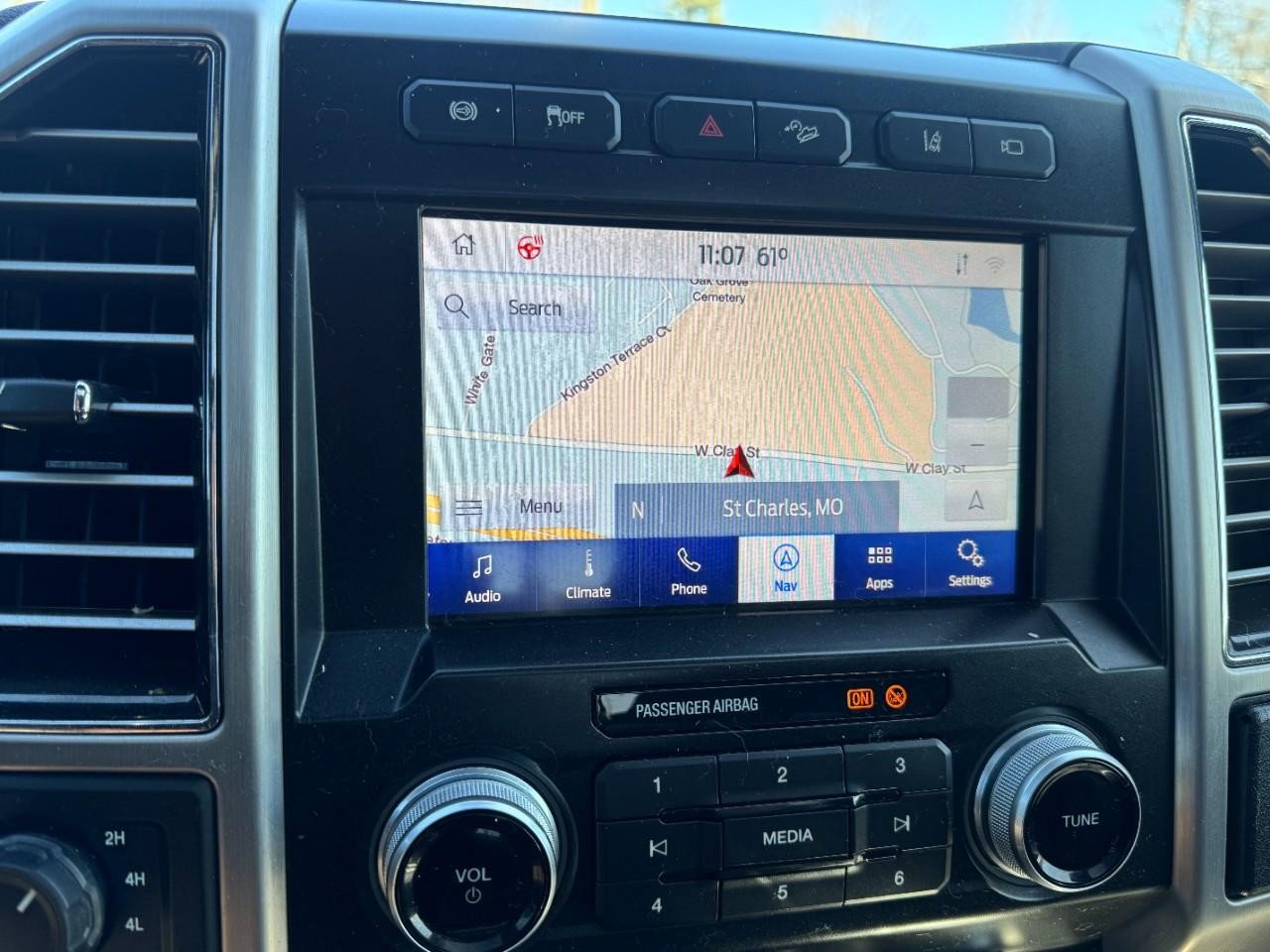 Used 2020 Ford F250 Platinum w/ FX4 Off-Road Package image 21