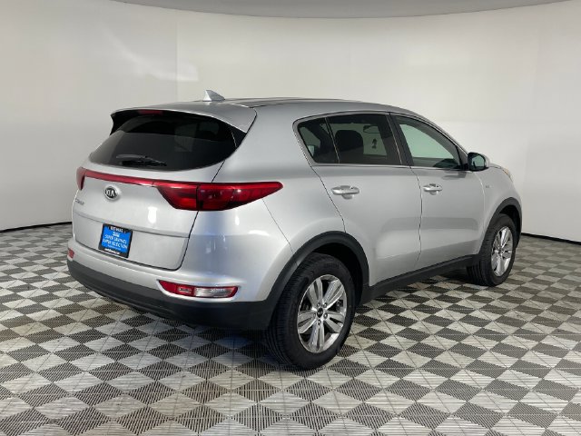 Used 2018 Kia Sportage LX AWD/4WD image 16