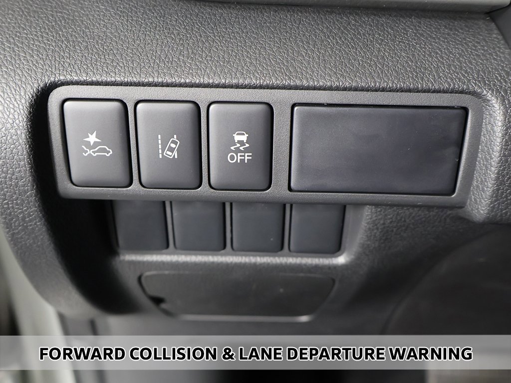 New 2026 Mitsubishi Eclipse Cross ES image 3