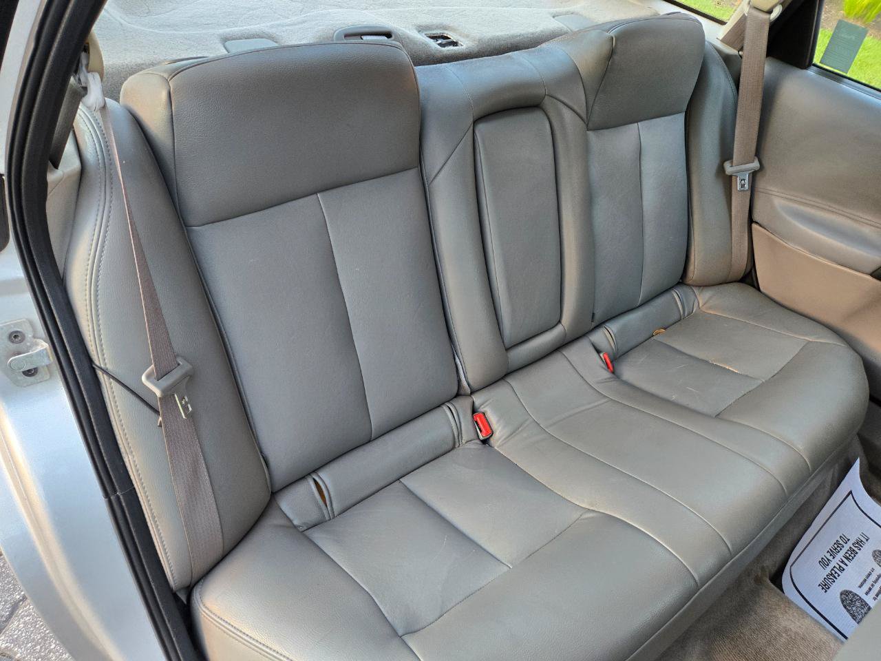 Used 2005 Saturn L-Series L300 FWD image 33