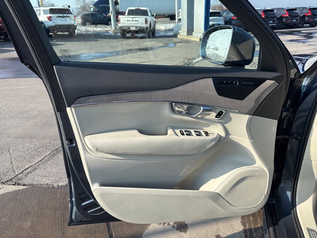 Certified 2023 Volvo XC90 B5 Plus image 15