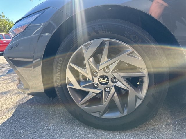 Used 2024 Hyundai Elantra SEL image 8