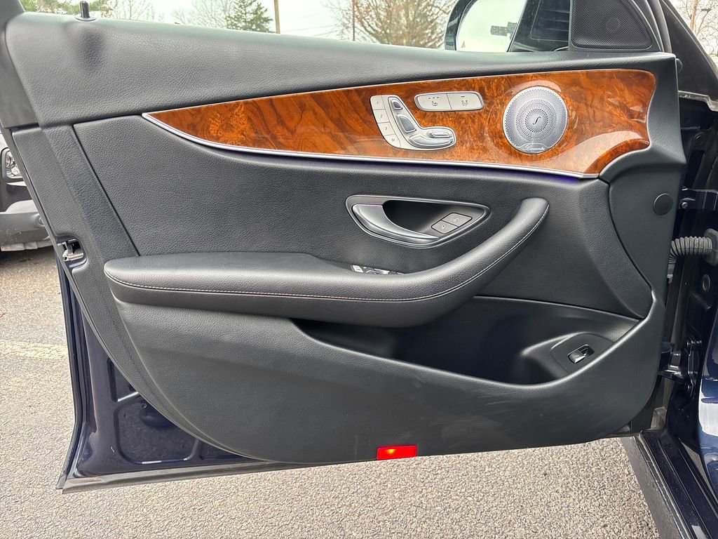 Used 2018 Mercedes-Benz E 300 E 300 image 15