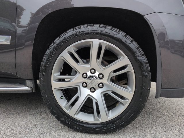 Used 2015 Cadillac Escalade Luxury AWD/4WD image 11