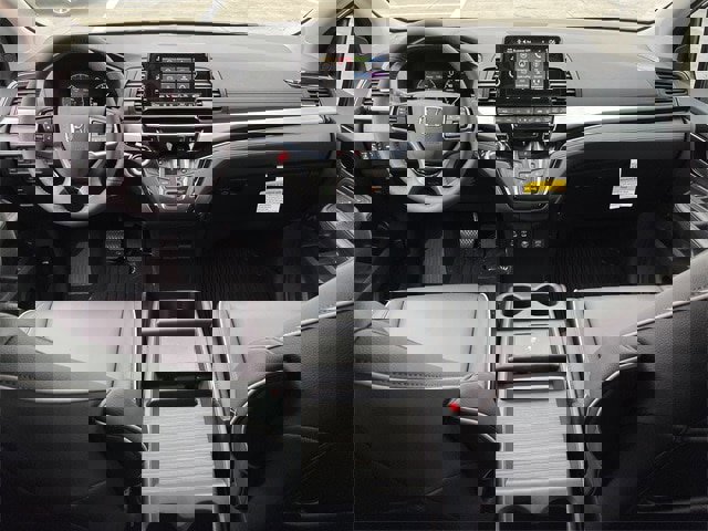New 2026 Honda Odyssey Touring image 10