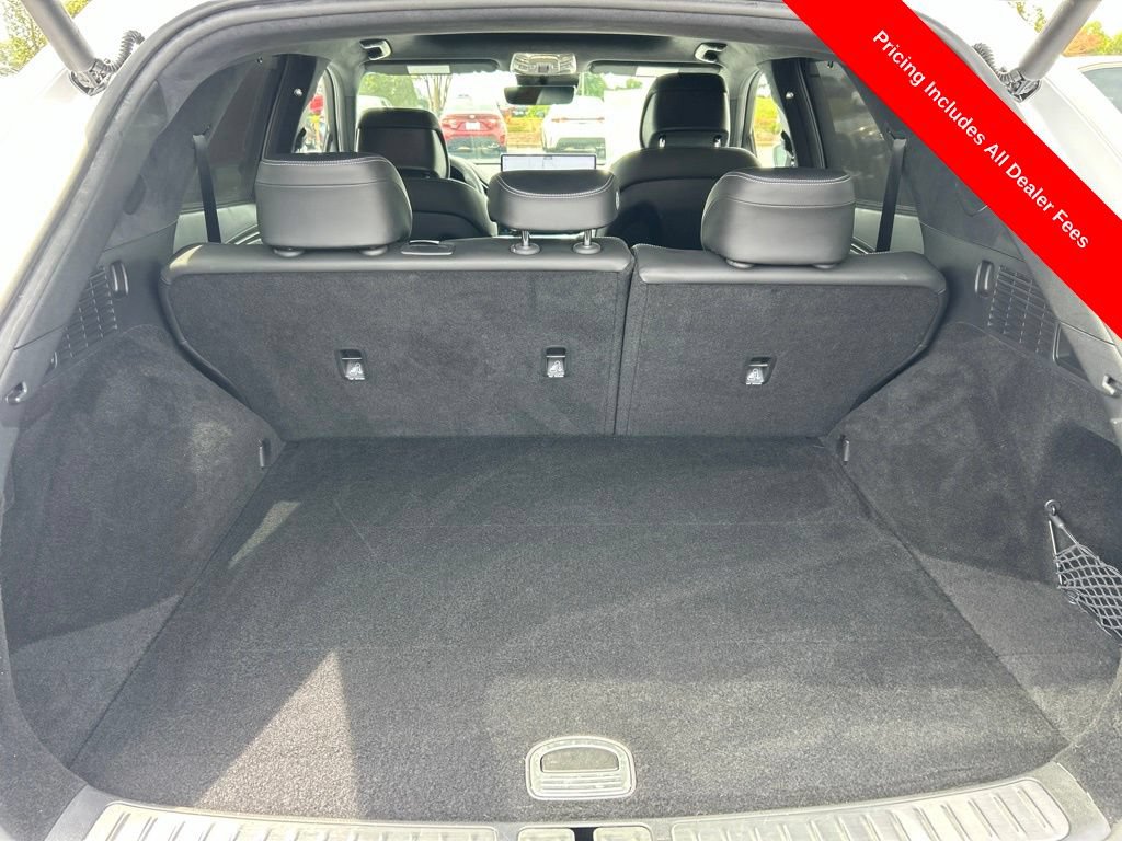 Used 2022 Genesis GV70 3.5T Sport w/ Sport Prestige Package AWD/4WD image 20