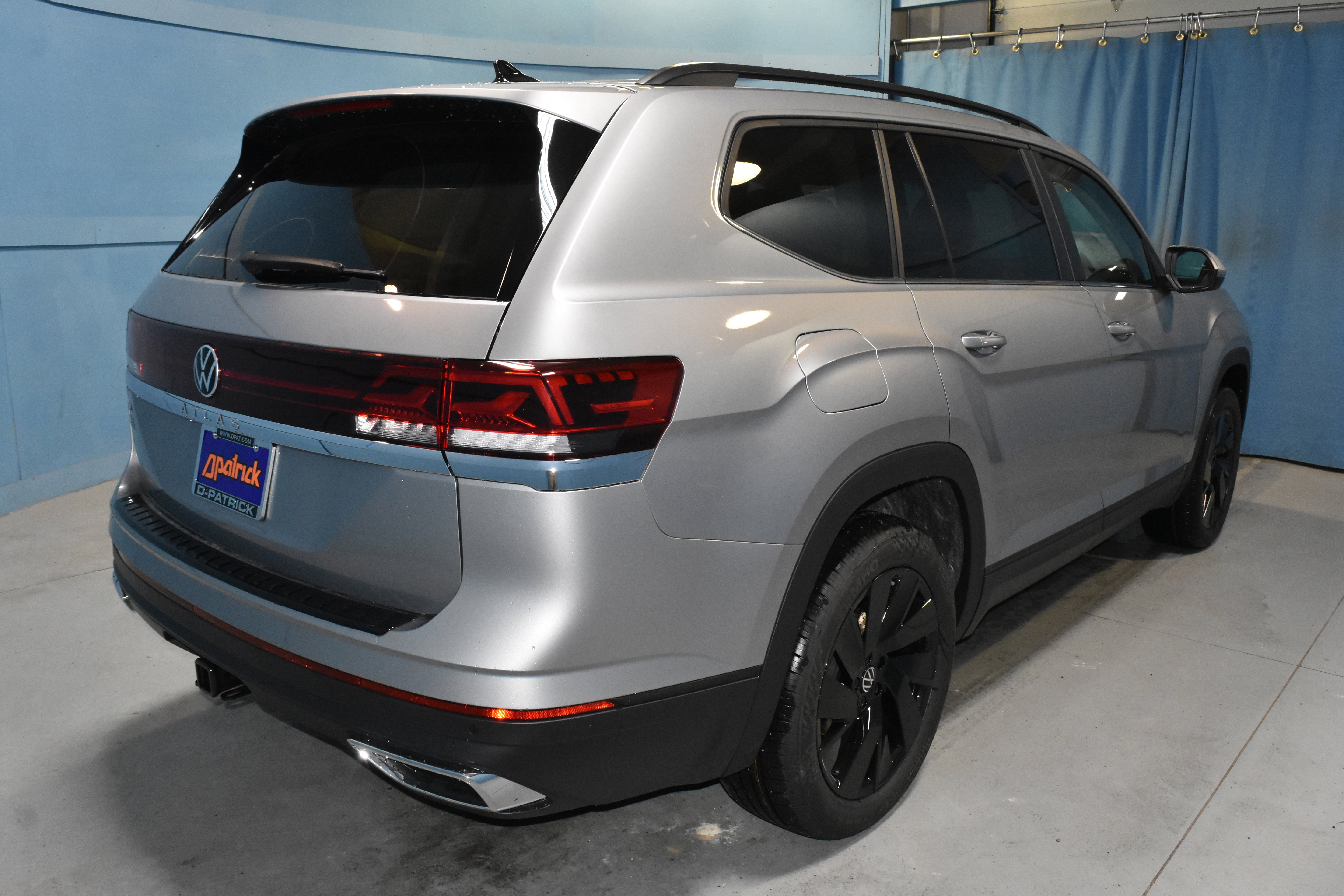 New 2026 Volkswagen Atlas SE FWD image 22