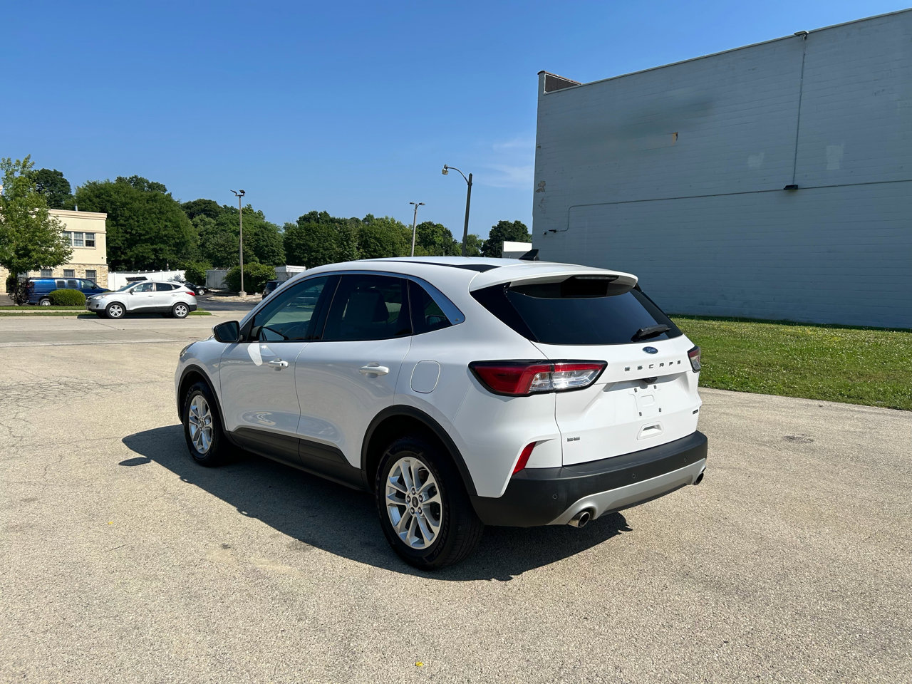 Used 2021 Ford Escape SE w/ Cold Weather Package image 5
