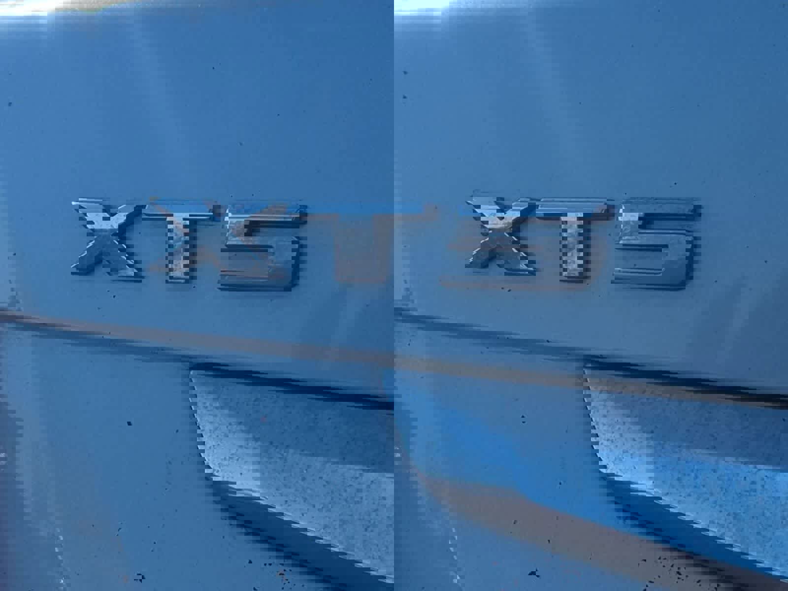 Used 2017 Cadillac XT5 Luxury w/ Driver Awareness Package image 12