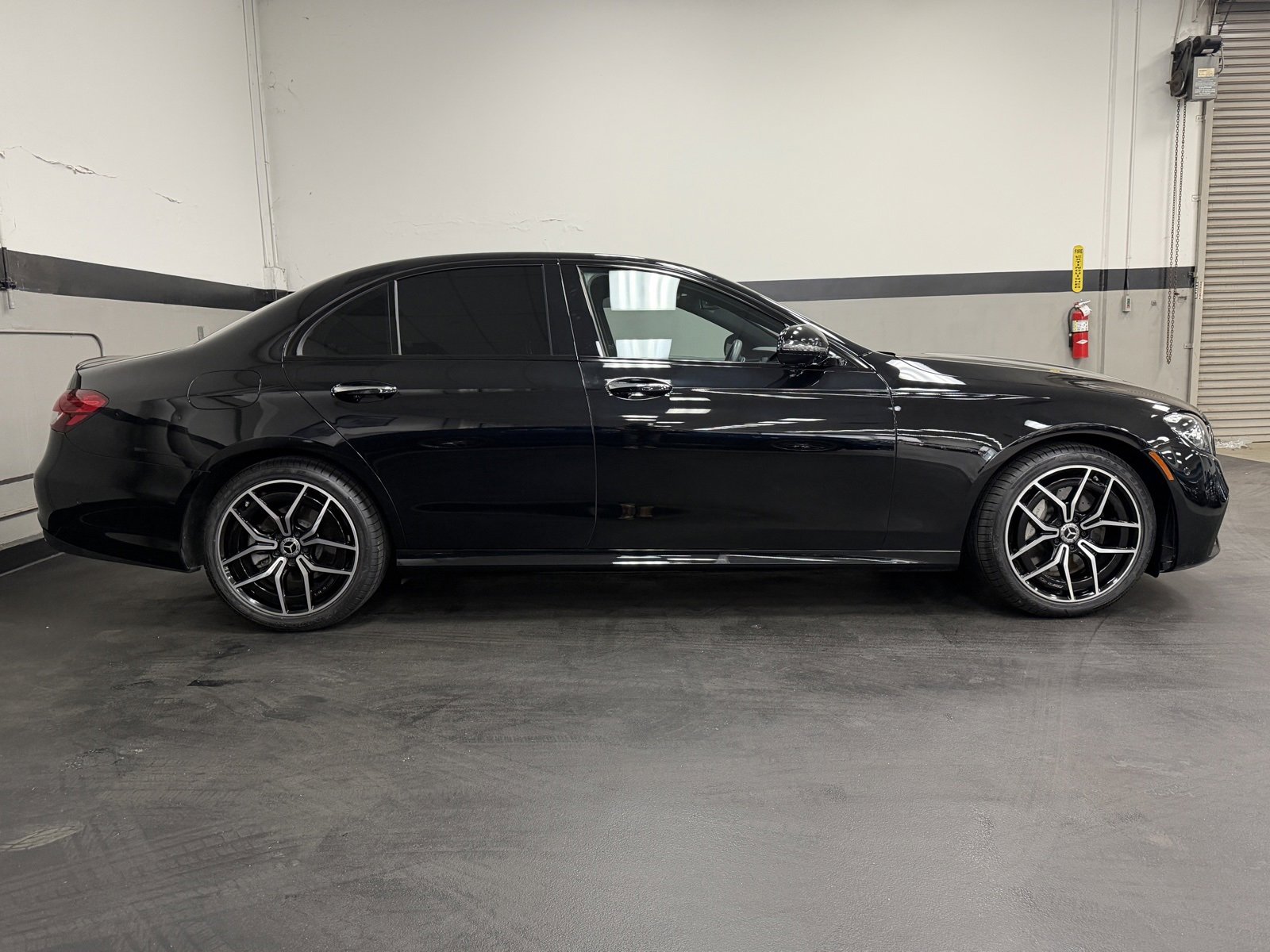 Used 2023 Mercedes-Benz E 350 Sedan image 5