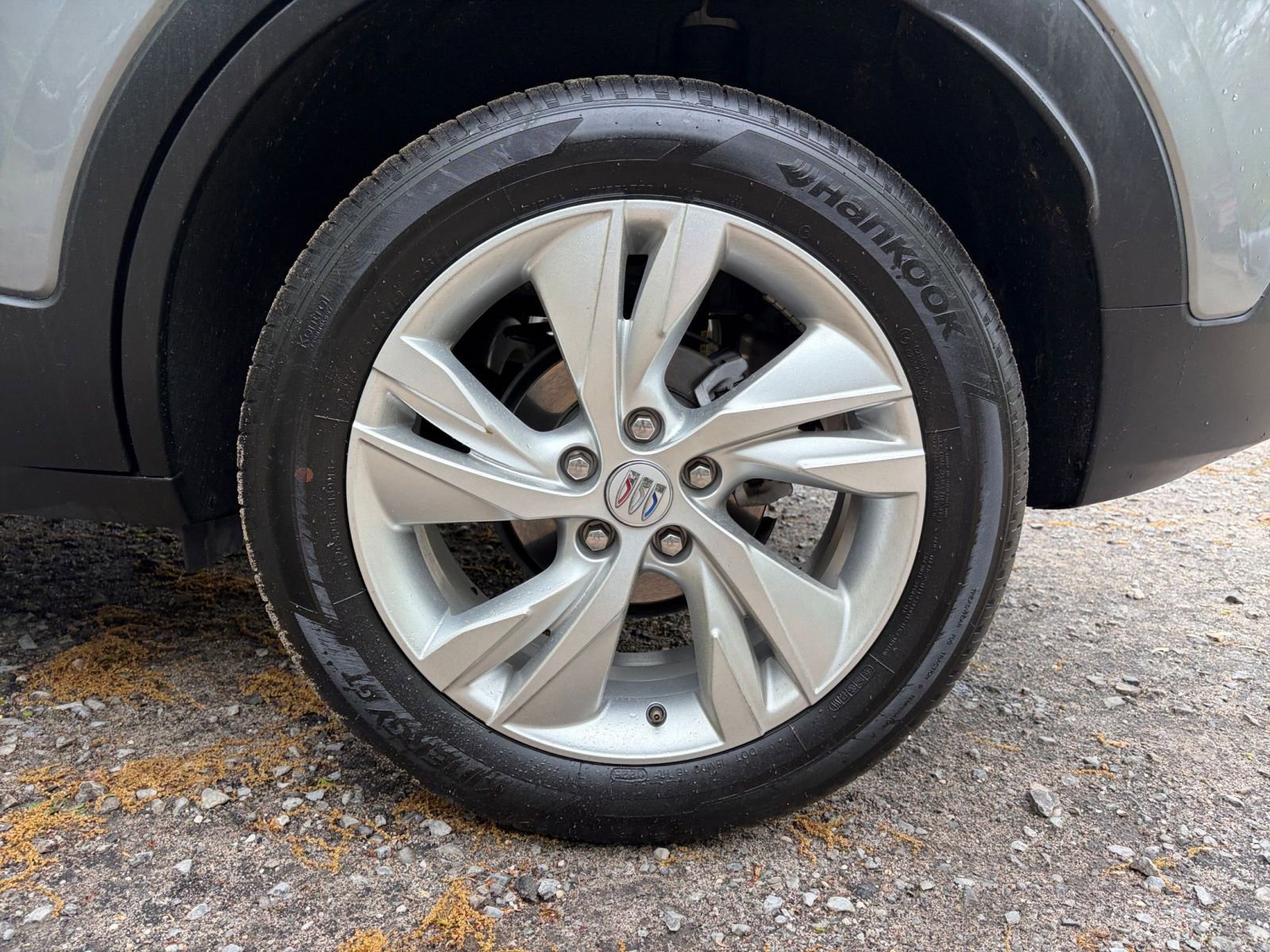 Used 2025 Buick Encore GX Preferred FWD image 28