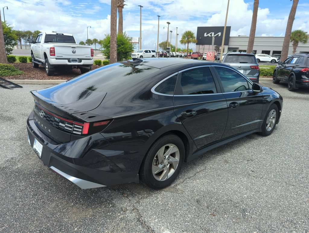 Used 2025 Hyundai Sonata SE FWD image 6