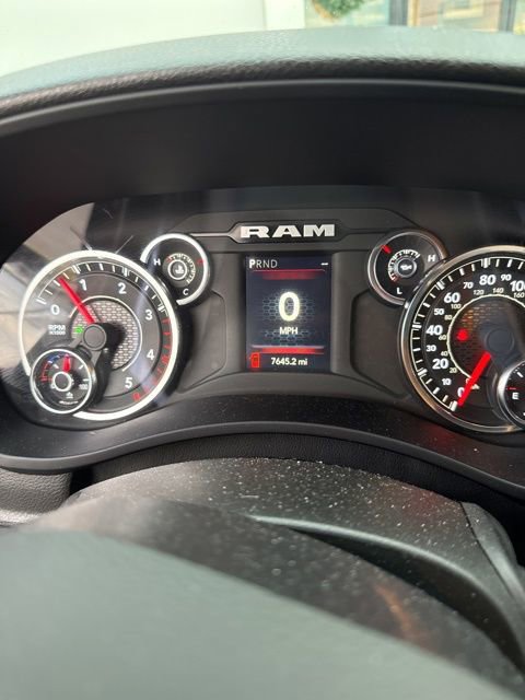 Used 2024 RAM 2500 Tradesman w/ Chrome Appearance Group image 24