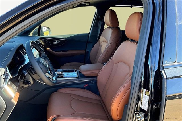 New 2025 Audi Q7 3.0T Prestige image 9
