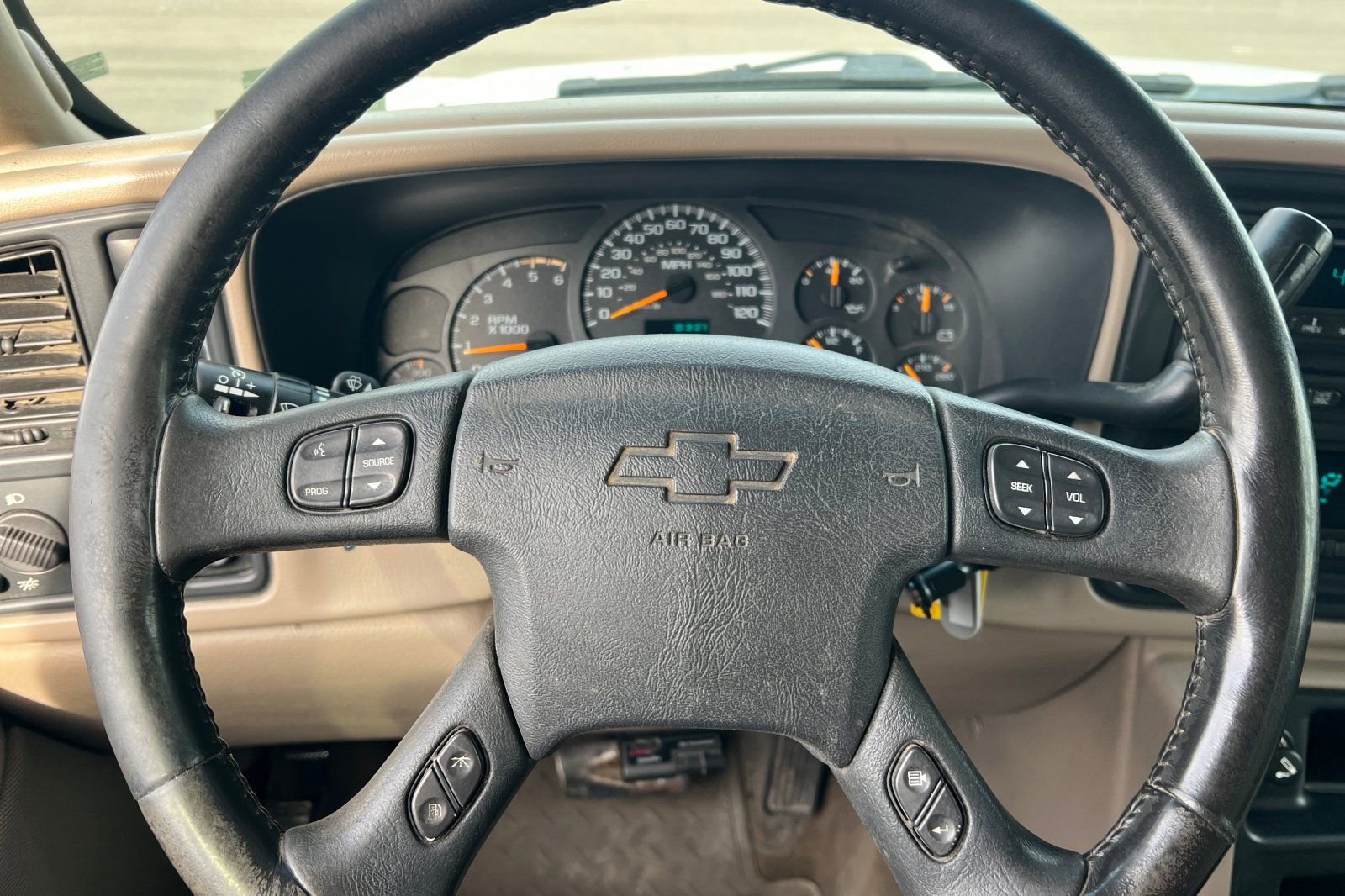 Used 2003 Chevrolet Silverado 2500 LT image 17