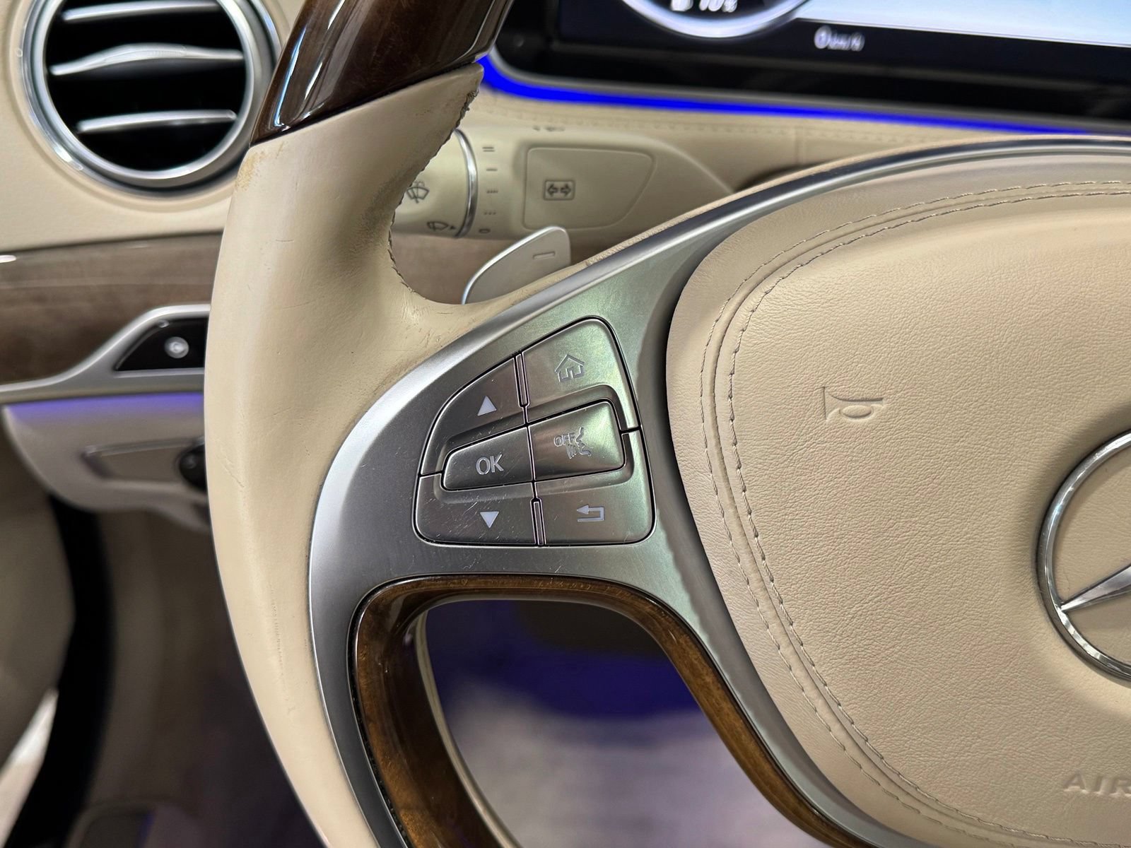 Used 2015 Mercedes-Benz S 550 4MATIC Sedan image 21
