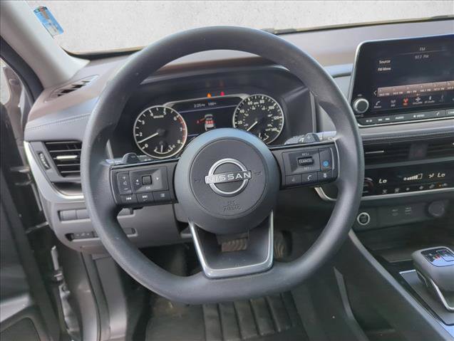 Used 2023 Nissan Rogue SV FWD image 22