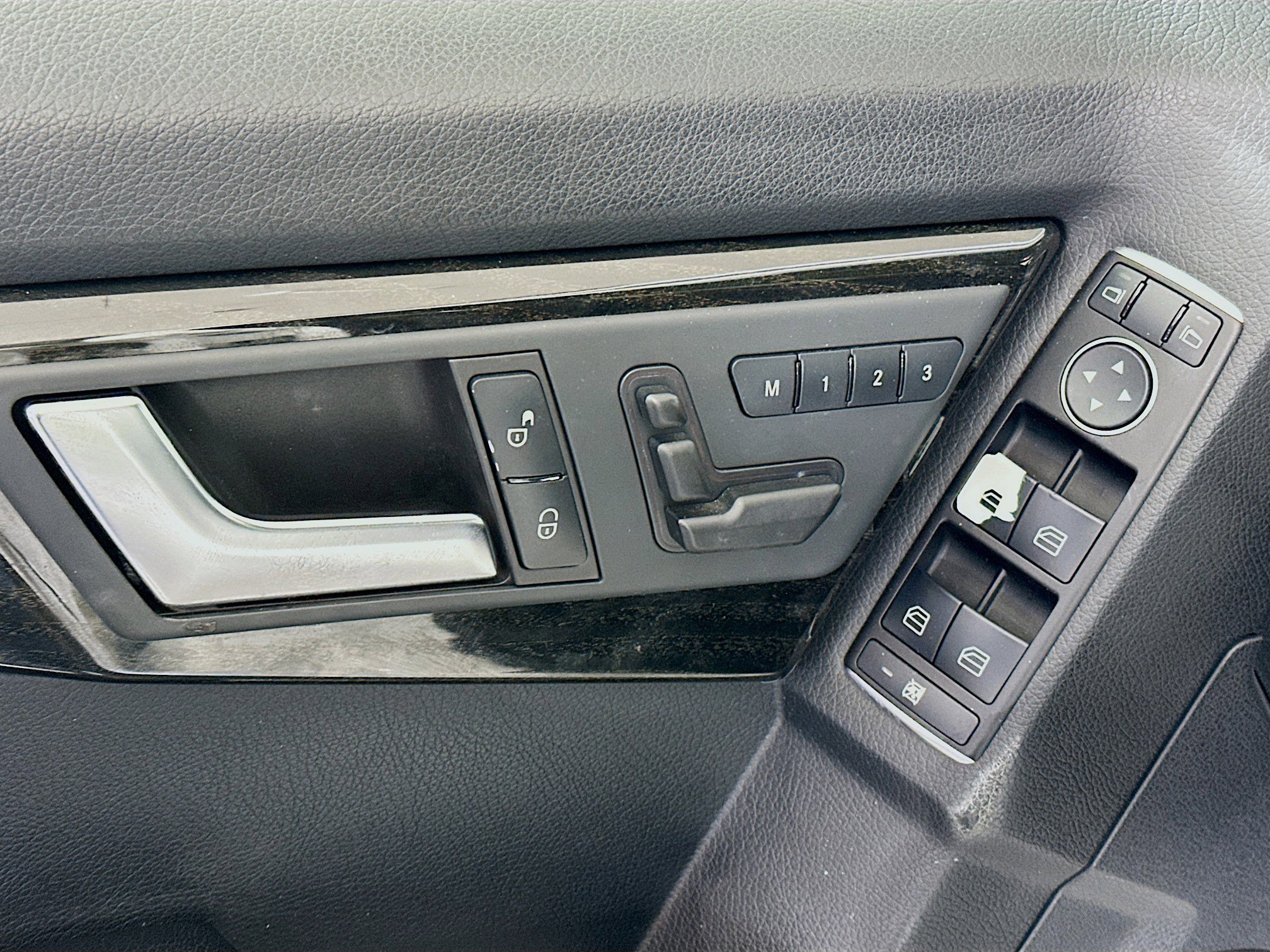 Used 2015 Mercedes-Benz GLK 250 BlueTEC 4MATIC image 15