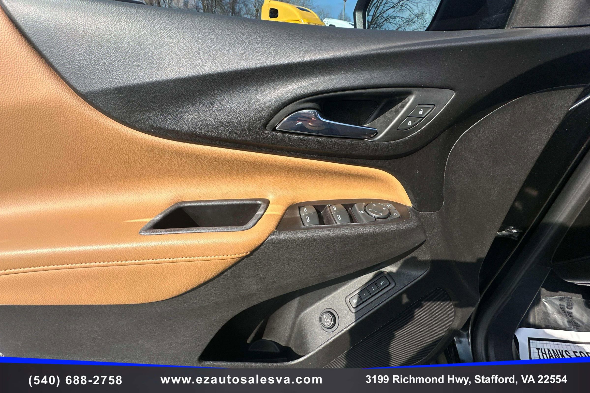 Used 2021 Chevrolet Equinox Premier FWD image 18