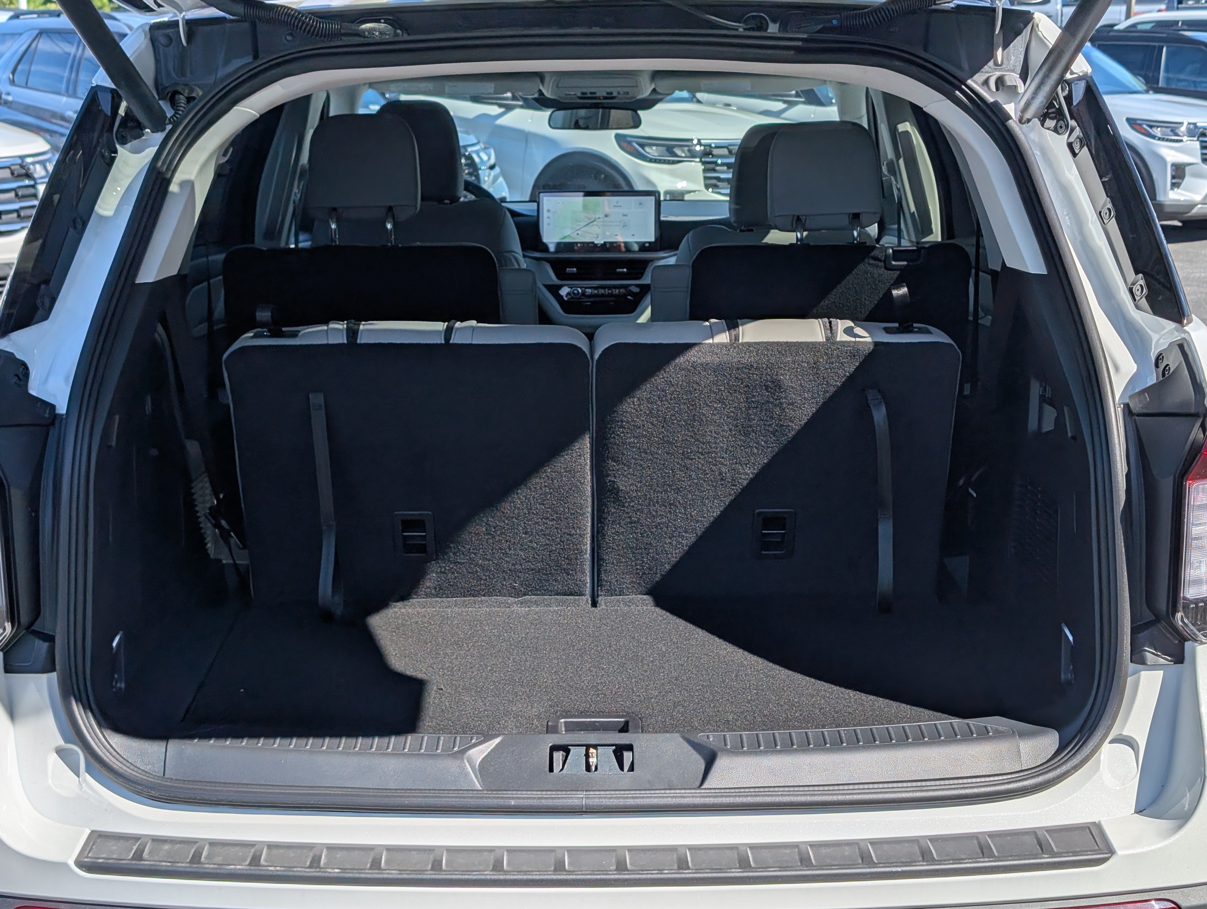 New 2026 Ford Explorer Active w/ Active Comfort Package AWD/4WD image 11