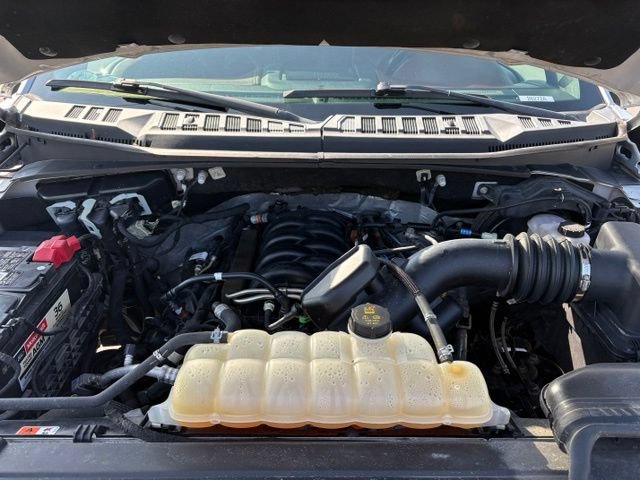Used 2018 Ford F150 Platinum w/ Equipment Group 701A Luxury AWD/4WD image 22