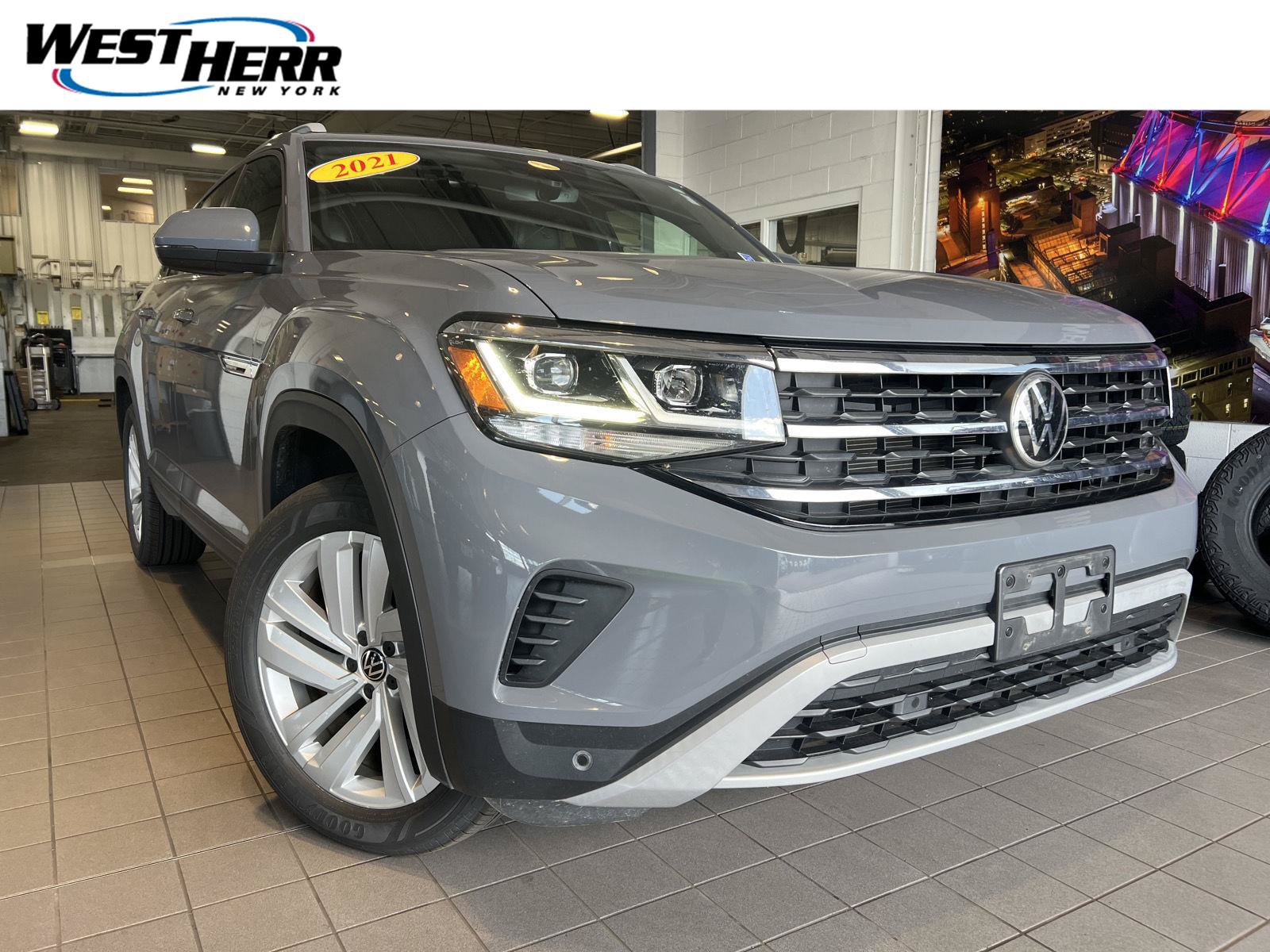 Used 2021 Volkswagen Atlas Cross Sport SE w/ Panoramic Sunroof Package