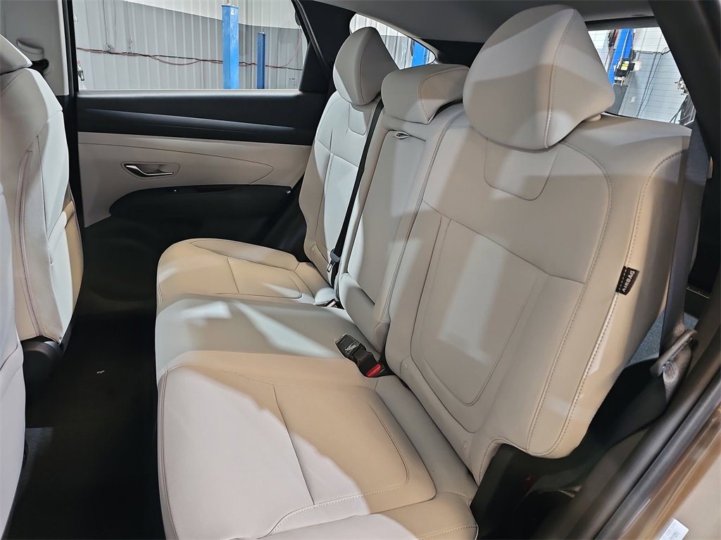 New 2026 Hyundai Tucson Blue SE image 13