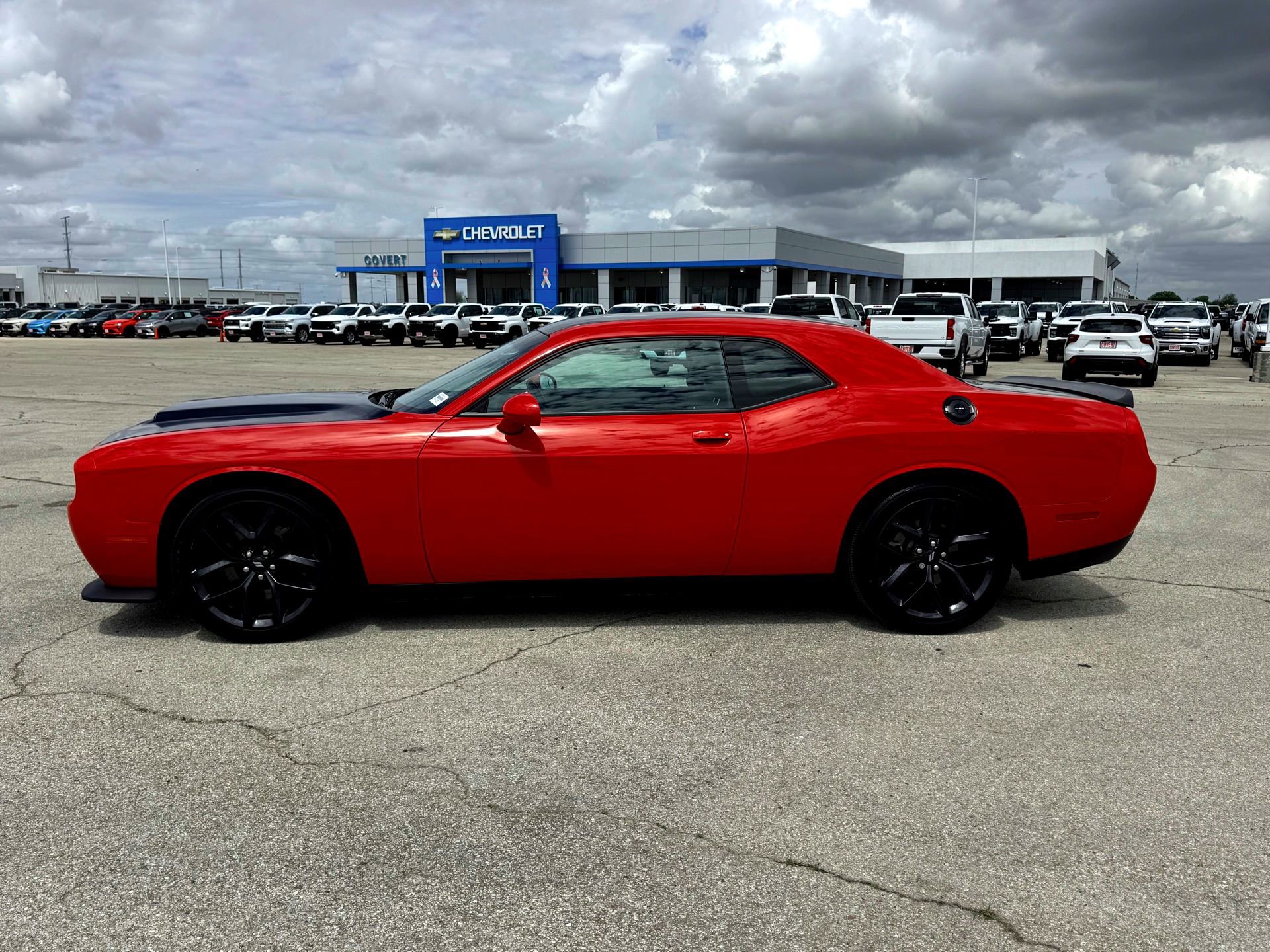 Used 2020 Dodge Challenger R/T w/ Blacktop Package image 13
