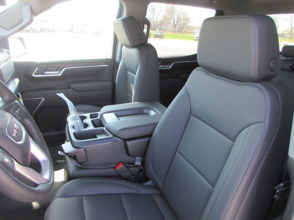 New 2026 GMC Sierra 1500 SLT image 12