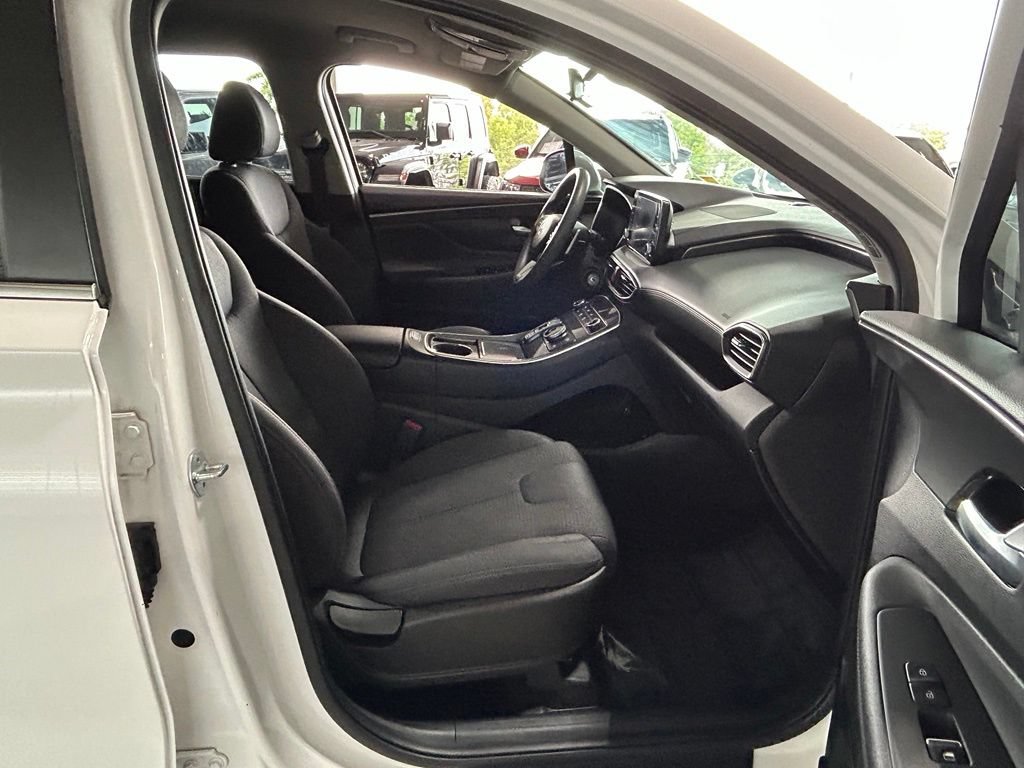 Used 2023 Hyundai Santa Fe SE AWD/4WD image 31