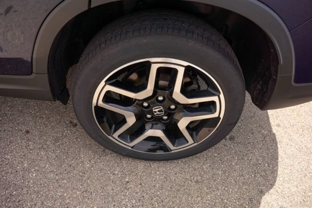 Used 2023 Honda Passport Elite image 11