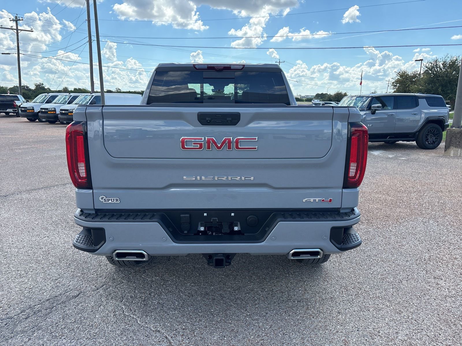 New 2024 GMC Sierra 1500 AT4 w/ Technology Package image 4