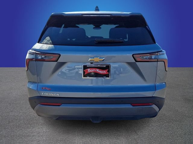 Used 2026 Chevrolet Equinox LT FWD image 5