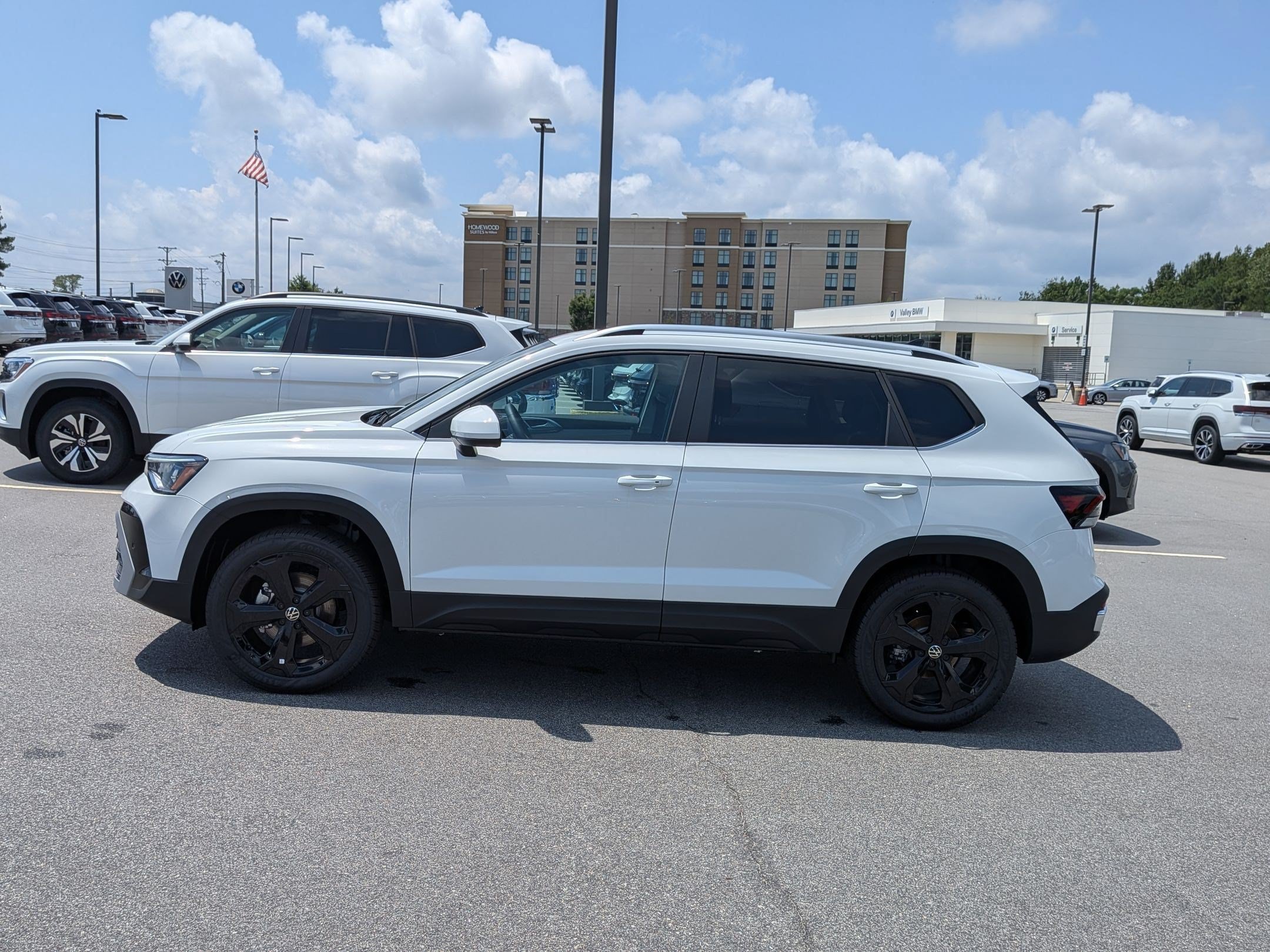New 2026 Volkswagen Taos SEL AWD/4WD image 6