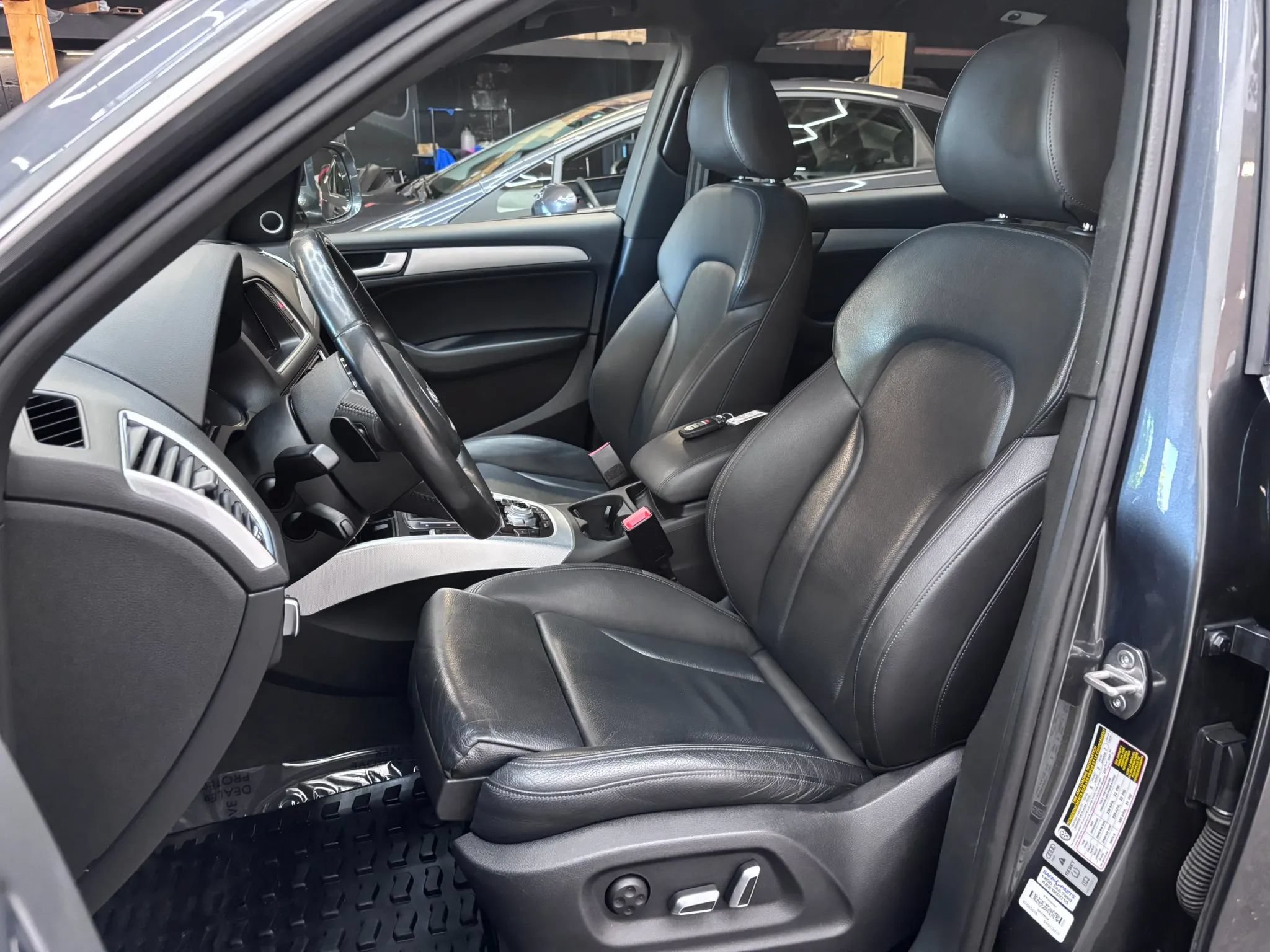 Used 2016 Audi Q5 2.0T Premium Plus w/ Technology Package AWD/4WD image 9