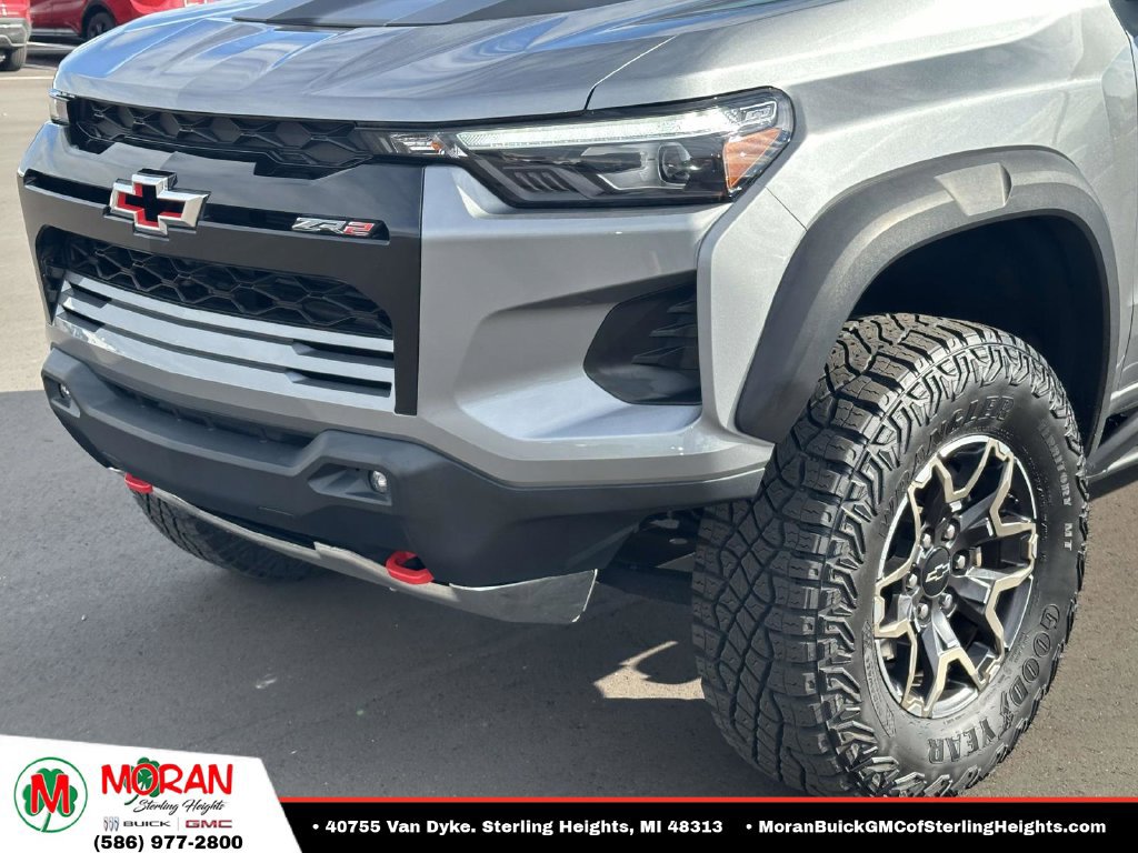 Certified 2023 Chevrolet Colorado ZR2 w/ ZR2 Convenience Package III AWD/4WD image 7