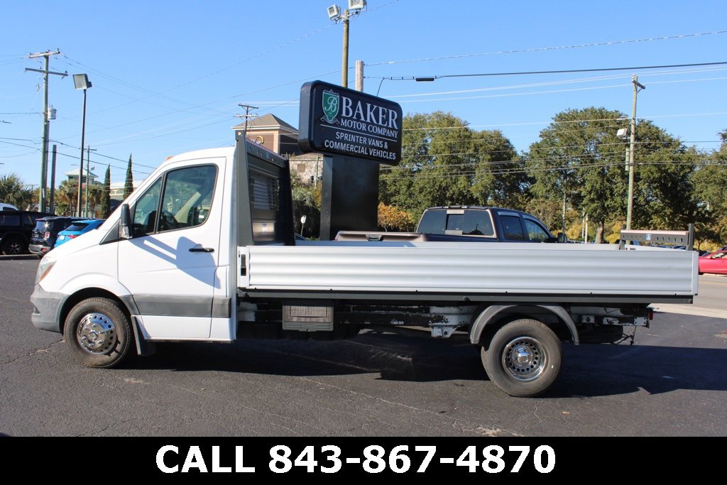 Used 2015 Freightliner Sprinter 3500 image 21