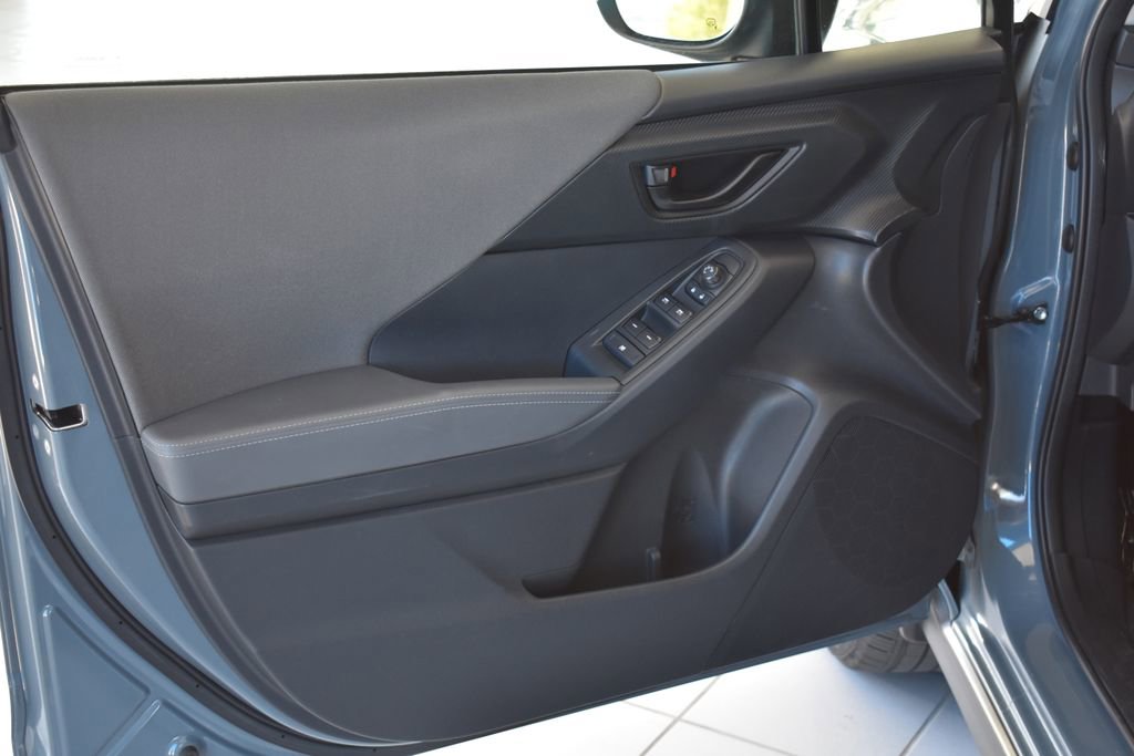 Used 2024 Subaru Crosstrek 2.0i Premium image 11