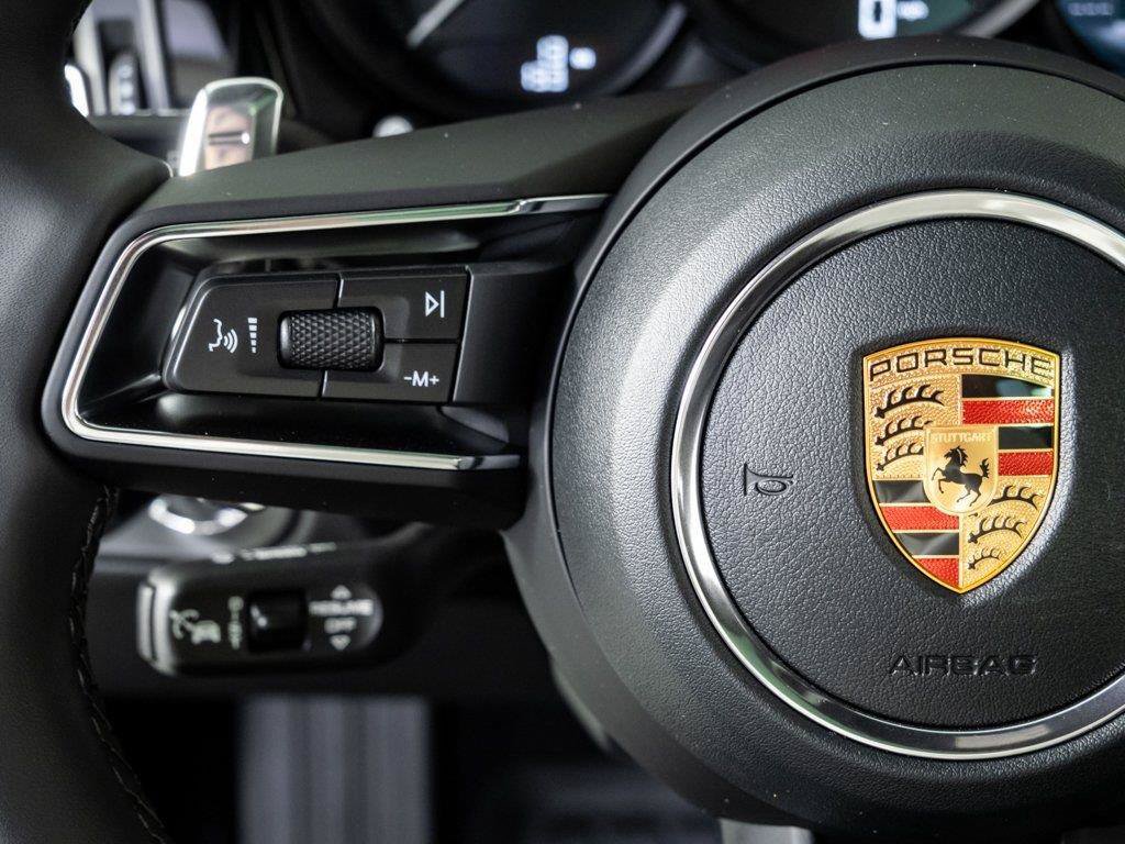 New 2026 Porsche Macan AWD/4WD image 10