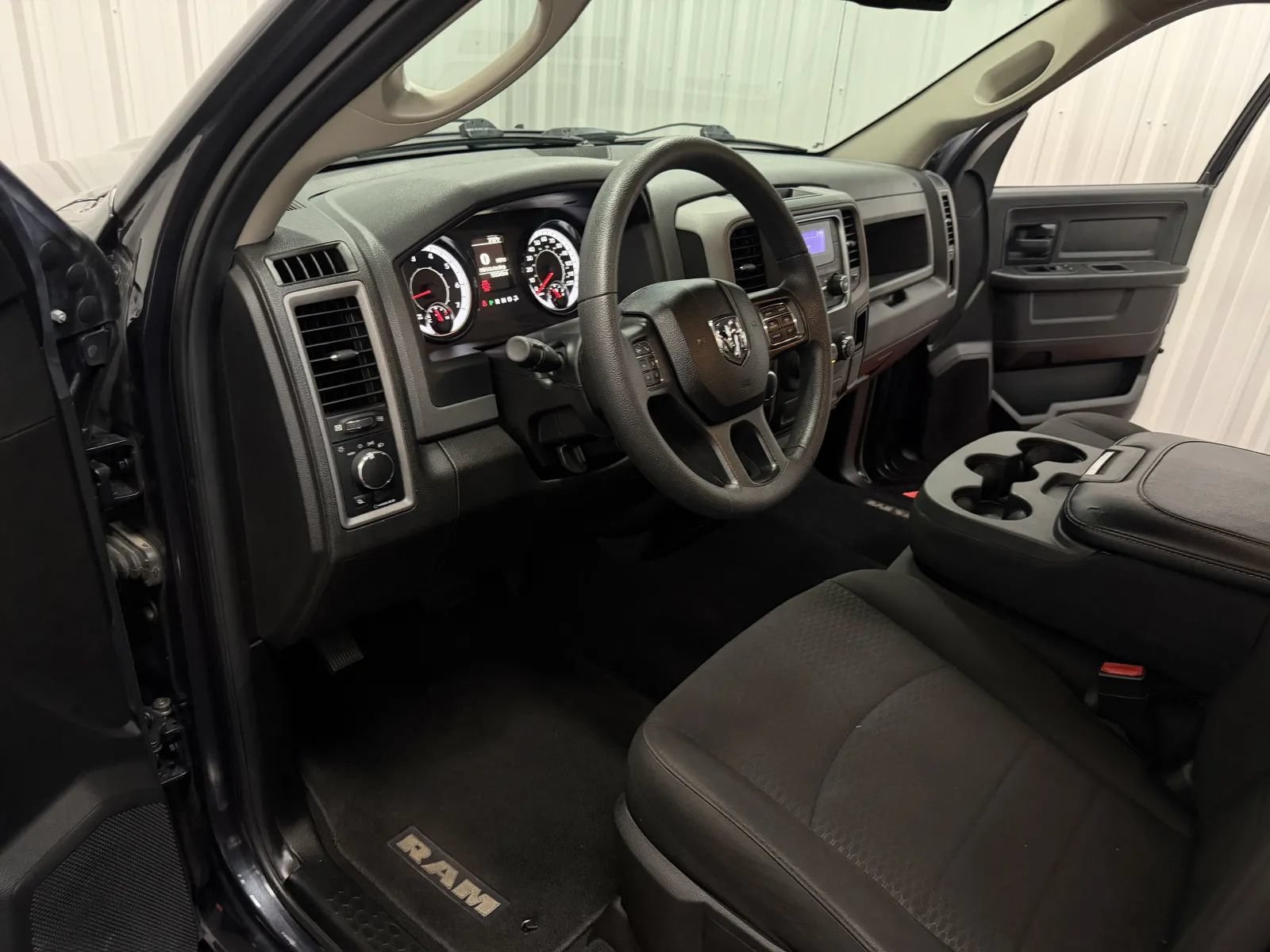 Used 2019 RAM 1500 Tradesman w/ Chrome Plus Package RWD image 38