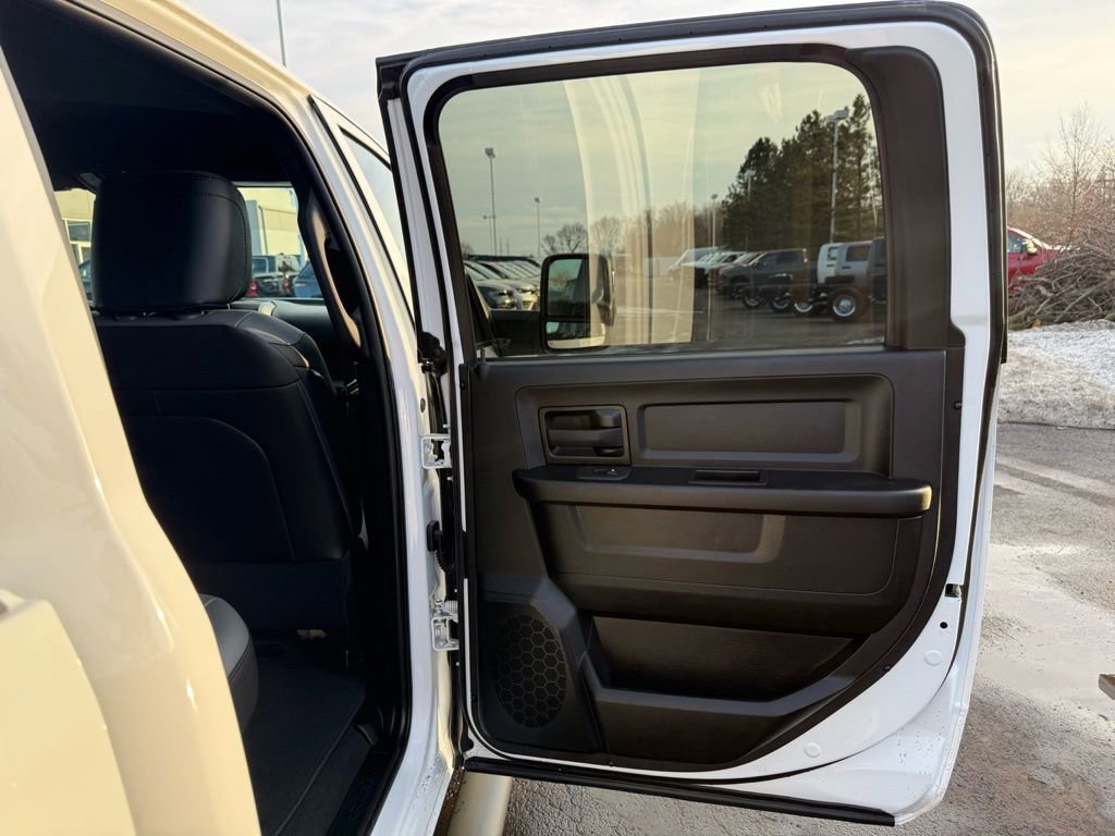 New 2025 RAM 2500 Tradesman w/ Safety Group AWD/4WD image 21