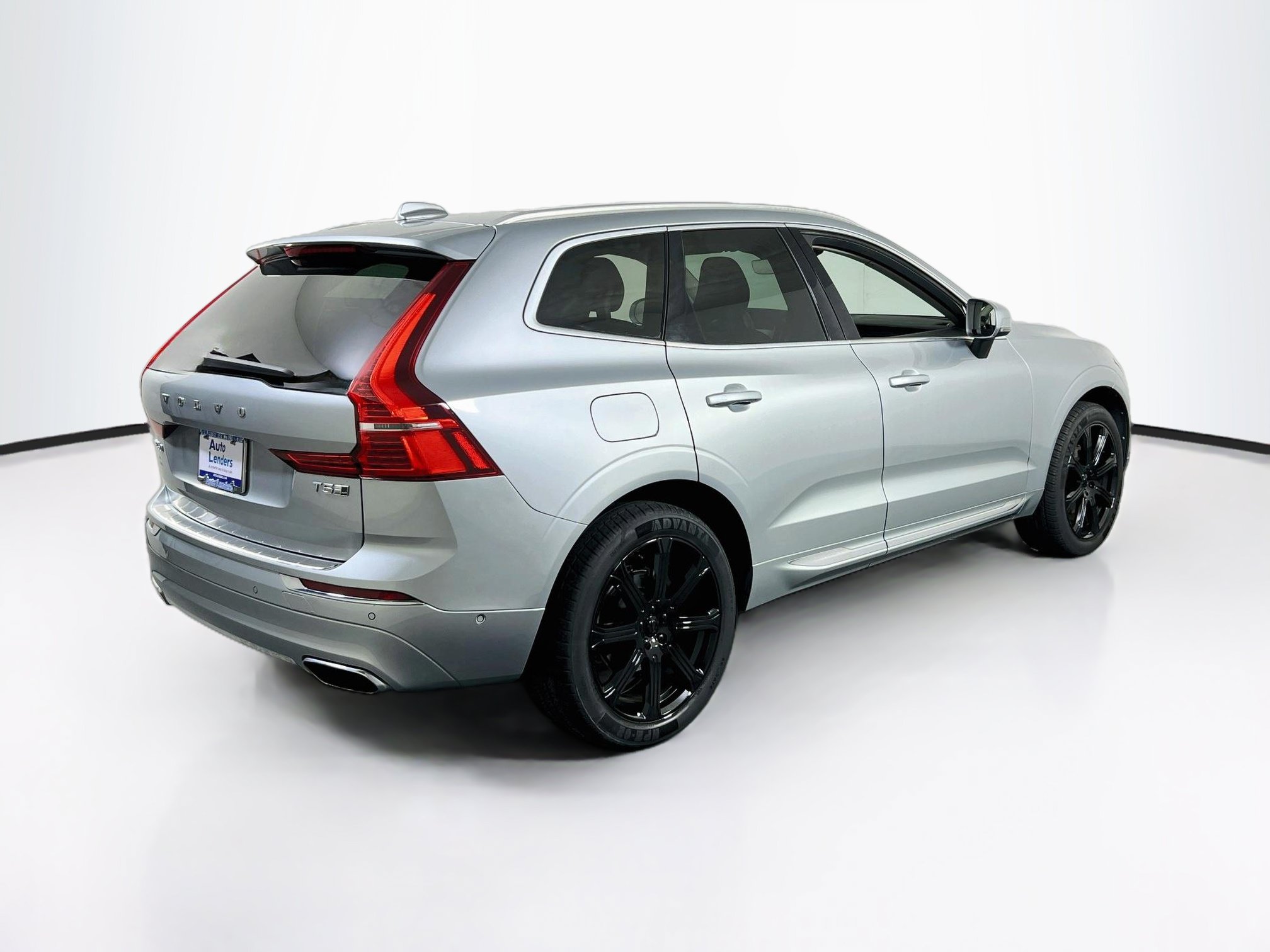 Used 2018 Volvo XC60 T5 Inscription w/ Convenience Package AWD/4WD image 5