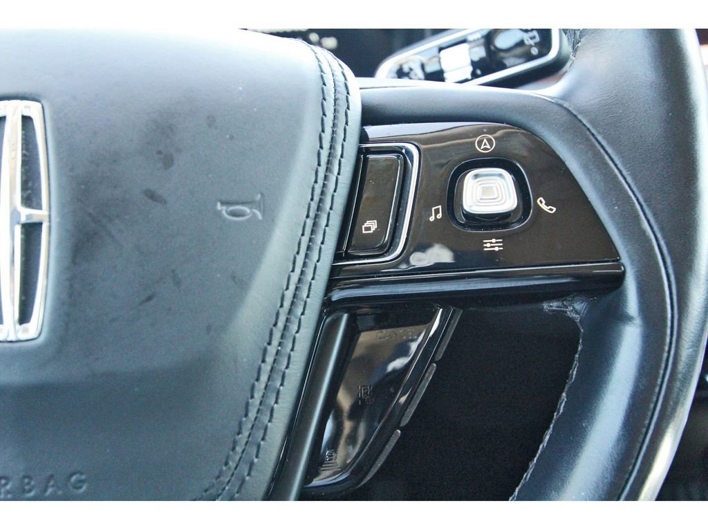Used 2023 Lincoln Aviator Reserve w/ Equipment Group 201A RWD image 20