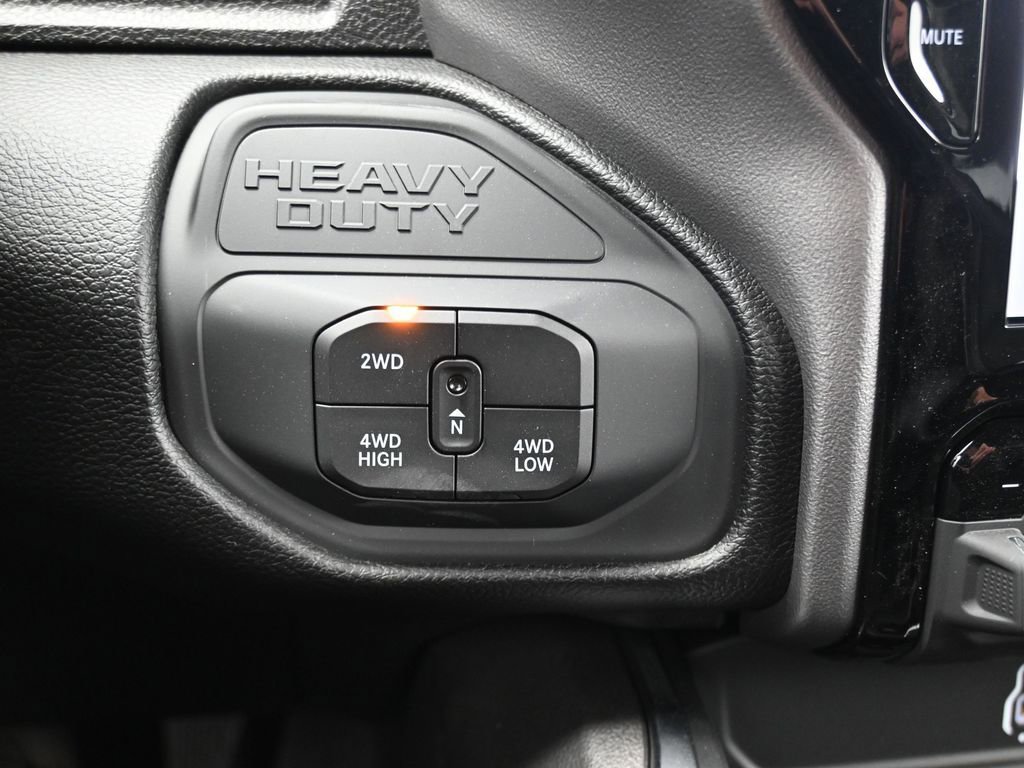 New 2026 RAM 2500 Laramie w/ Night Edition image 28