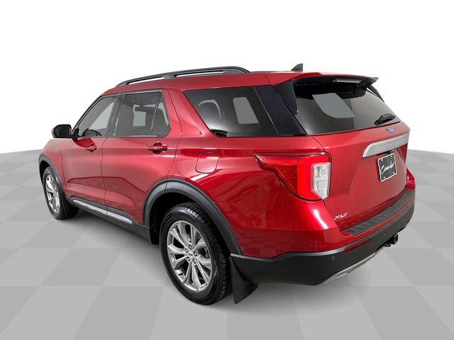 Used 2023 Ford Explorer XLT w/ Equipment Group 202A AWD/4WD image 6