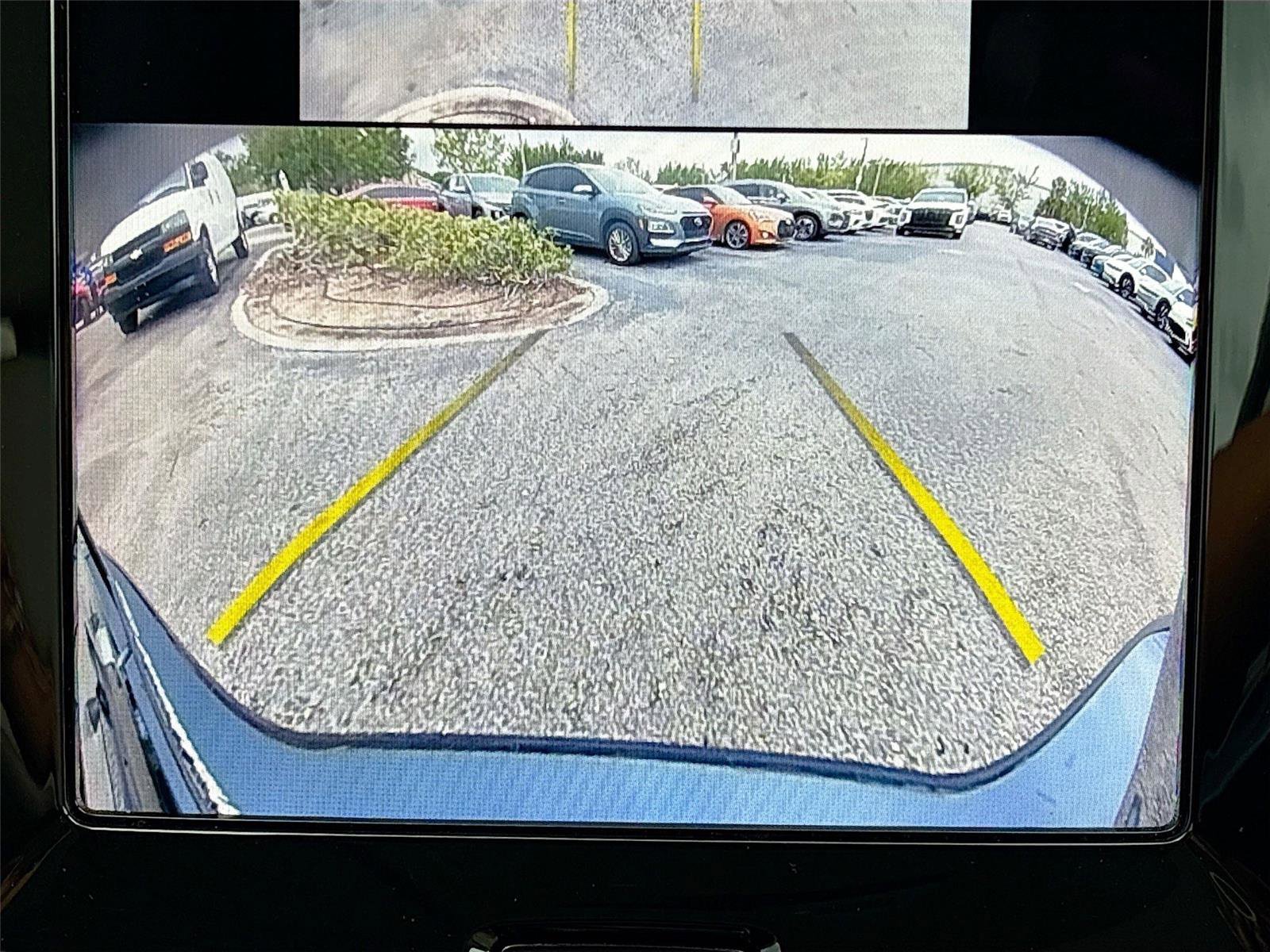 Used 2025 Volvo V60 B5 Cross Country Plus AWD/4WD image 14