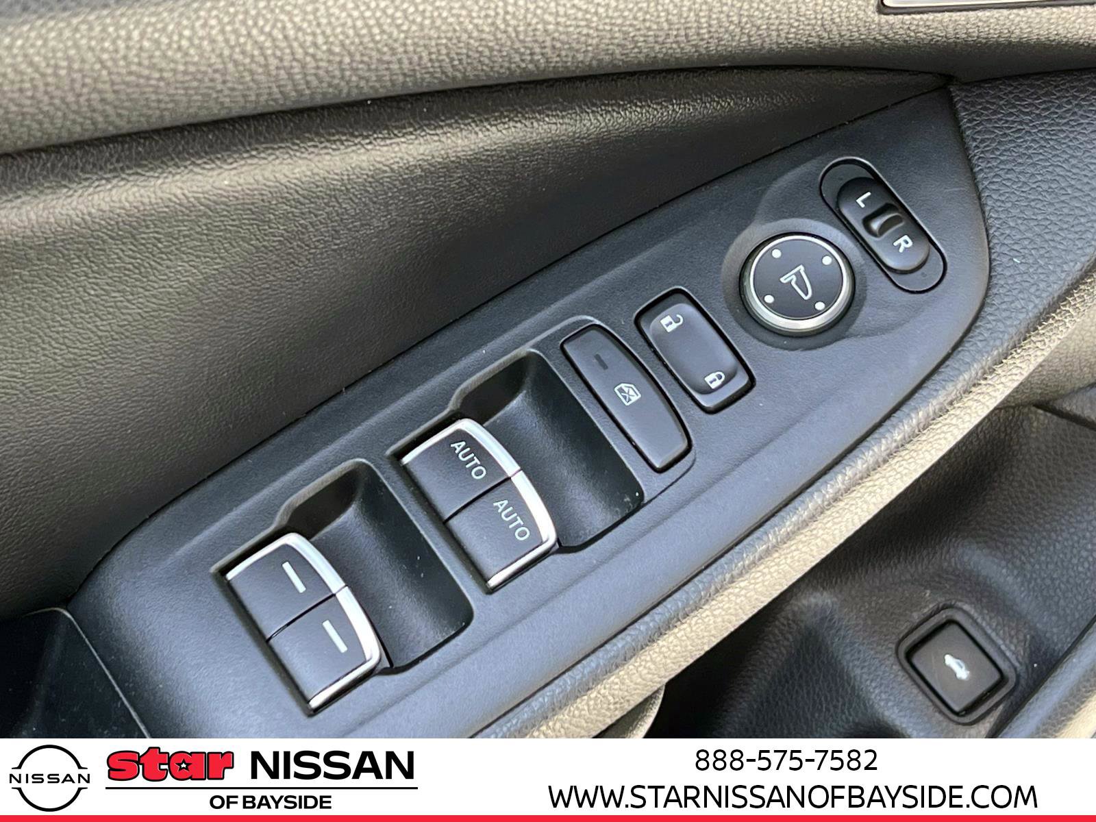 Used 2022 Honda Accord Touring image 14