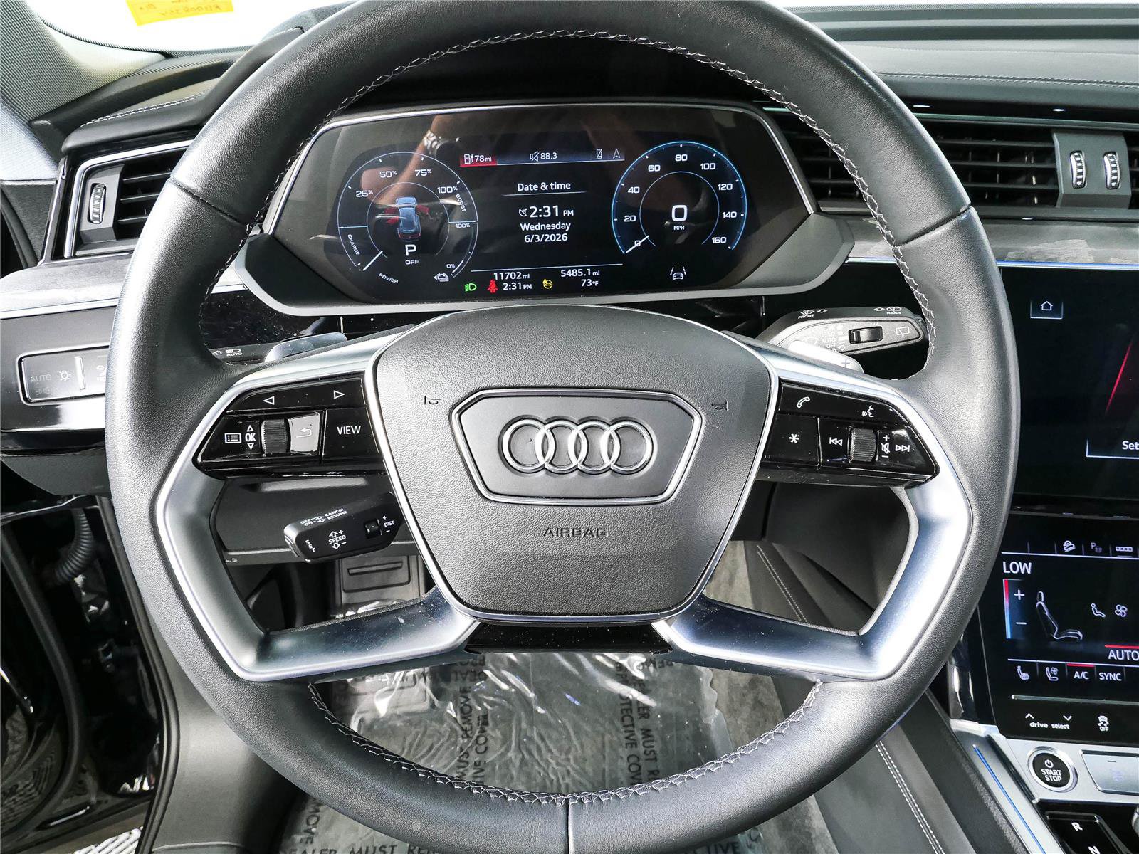 Used 2024 Audi Q8 e-tron Prestige w/ Prestige Package AWD/4WD image 10