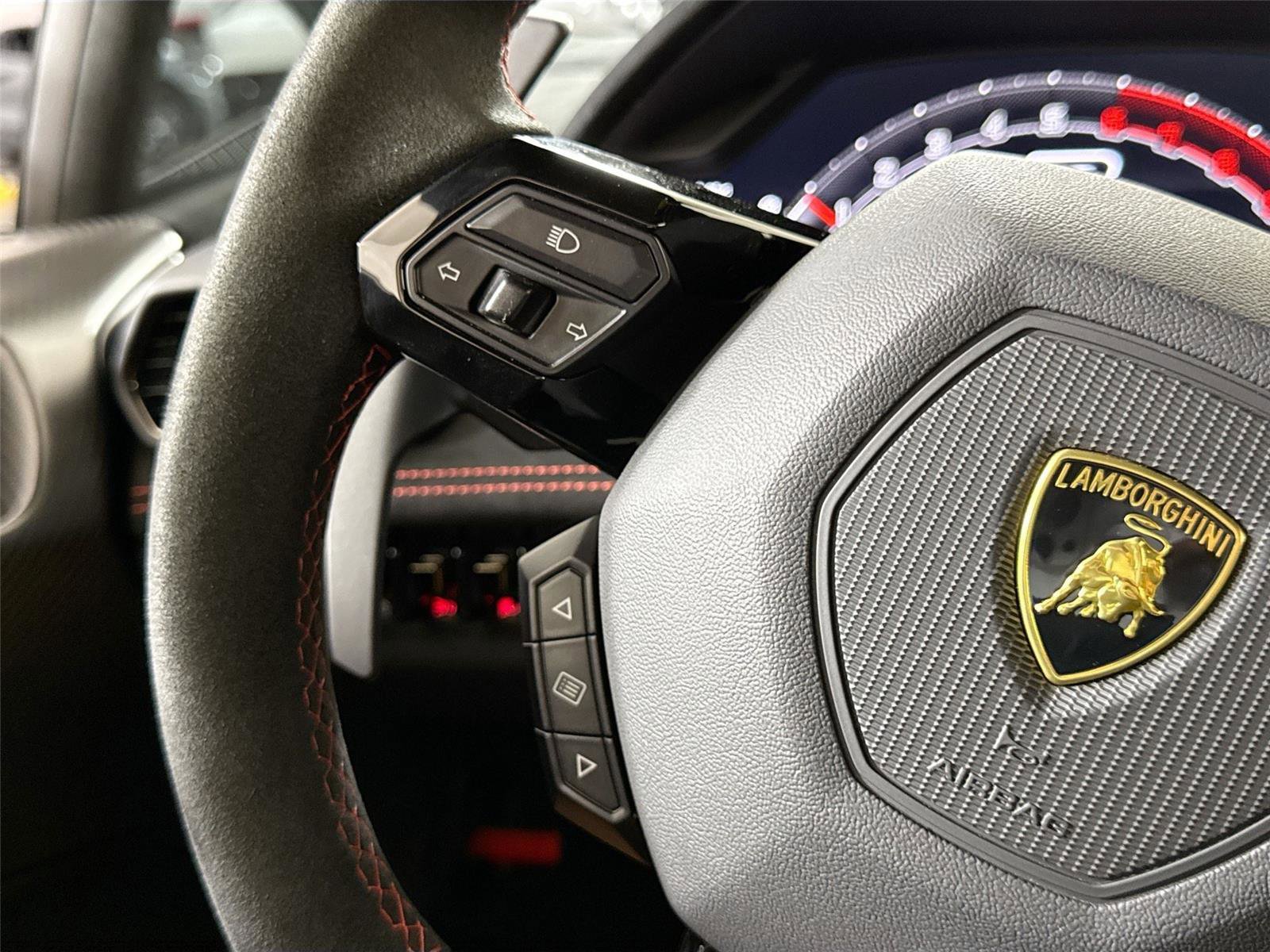 Used 2022 Lamborghini Huracan STO RWD image 26