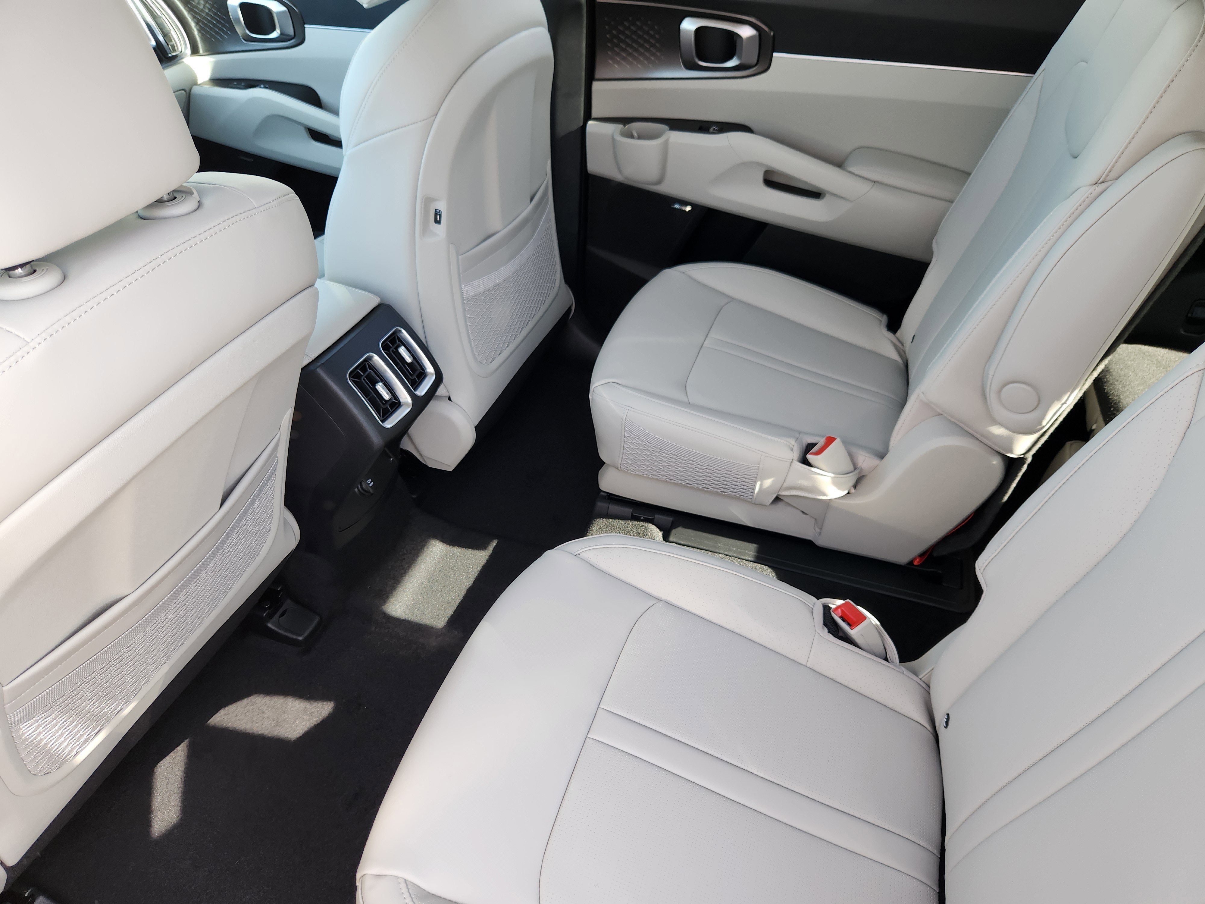 New 2026 Kia Sorento EX image 9